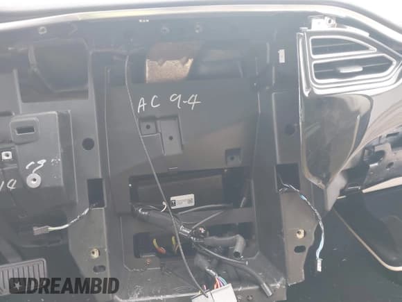 ✅ 2013 Tesla Model S • VIN: 5YJSA1CG3DFP20078 • Лот: 43609347. Опубликован ранее на IAAI с пробегом Не указан. Бесплатный доступ к архиву аукционных продаж из США и подробный отчёт об истории автомобиля на DreamBid. Изображение 17.