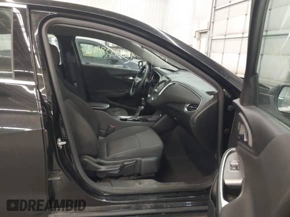 2020 Chevrolet Malibu LT с VIN 1G1ZD5ST6LF070970, выставлен на аукционе IAAI как лот 42190893 с пробегом 118 999 миль миль и . История ставок и продаж доступна на DreamBid. Изображение 5.