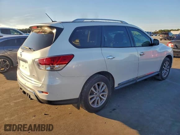 ✅ 2014 Nissan Pathfinder SV • VIN: 5N1AR2MN0EC616715 • Лот: 95280075. Опубликован ранее на Copart с пробегом 189 419 миль. Бесплатный доступ к архиву аукционных продаж из США и подробный отчёт об истории автомобиля на DreamBid. Изображение 3.