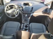 ✅ 2015 Ford C-Max SE • VIN: 1FADP5AU3FL108492 • Lot: 93726715. Wystawiony na Copart z przebiegiem 68 435 mil. Bezpłatny archiwum sprzedaży aukcyjnych z USA i szczegółowy raport historii pojazdu na DreamBid. Zdjęcie 8.