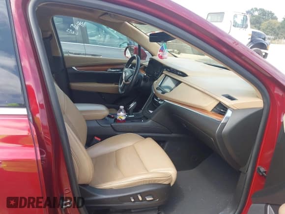 ✅ 2017 Cadillac XT5 Platinum AWD • VIN: 1GYKNFRS3HZ167469 • Lot: 43147738. Listed on IAAI with 129,464 mi. Free auction sales archive from the USA and detailed vehicle history report at DreamBid. Image 5.