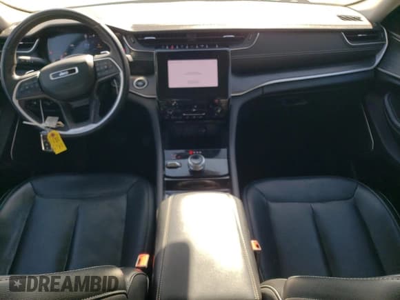 ✅ 2022 Jeep Grand Cherokee Limited • VIN: 1C4RJKBG6N8522120 • Lot: 84933195. Listed on Copart with 29,378 mi. Free auction sales archive from the USA and detailed vehicle history report at DreamBid. Image 8.