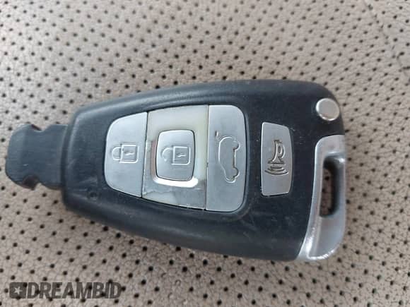 2012 Hyundai Veracruz Limited с VIN KM8NU4CC9CU198271, выставлен на аукционе IAAI как лот 42384820 с пробегом 196 562 миль миль и . История ставок и продаж доступна на DreamBid. Изображение 11.