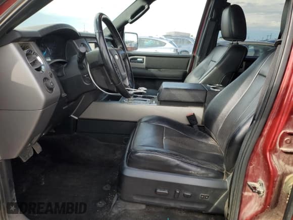 ✅ 2015 Ford Expedition Max Limited • VIN: 1FMJK2AT3FEF36855 • Lot: 81139015. Wystawiony na Copart z przebiegiem 155 896 mil. Bezpłatny archiwum sprzedaży aukcyjnych z USA i szczegółowy raport historii pojazdu na DreamBid. Zdjęcie 7.