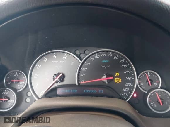 2006 Chevrolet Corvette с VIN 1G1YY36U165121776, выставлен на аукционе IAAI как лот 42346986 с пробегом 109 386 миль миль и . История ставок и продаж доступна на DreamBid. Изображение 7.