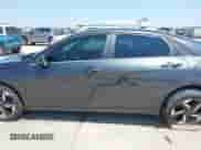 2022 Hyundai Elantra SEL z VIN 5NPLN4AG7NH054908, wystawiony jako IAAI lot #43172337 z przebiegiem 34 436 mil mil oraz . Historia ofert i sprzedaży dostępna na DreamBid. Obrazek 14.