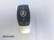 ✅ 2020 Mercedes-Benz C 300 • VIN: 55SWF8DB5LU330546 • Lot: 42998162. Wystawiony na IAAI z przebiegiem 45 293 mil. Bezpłatny archiwum sprzedaży aukcyjnych z USA i szczegółowy raport historii pojazdu na DreamBid. Zdjęcie 11.