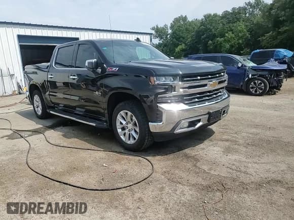 ✅ 2019 Chevrolet Silverado 1500 LTZ • VIN: 3GCUYGED4KG105573 • Лот: 69310875. Опубликован ранее на Copart с пробегом 168 228 миль. Бесплатный доступ к архиву аукционных продаж из США и подробный отчёт об истории автомобиля на DreamBid. Изображение 13.