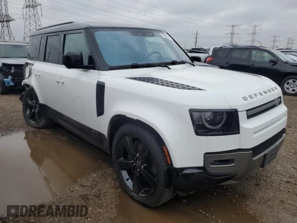 ✅ 2021 Land Rover Defender • VIN: SALE3ERU4M2053304 • Lot: 79035444. Listed on Copart with 30,849 mi. Free auction sales archive from the USA and detailed vehicle history report at DreamBid. Image 4.