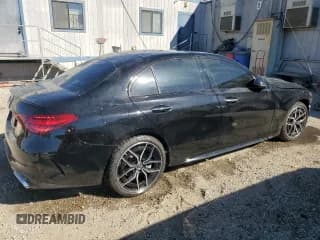 ✅ 2024 Mercedes-Benz C 300 • VIN: W1KAF4GB6RR230934 • Lot: 82004955. Wystawiony na Copart z przebiegiem Nie podano. Bezpłatny archiwum sprzedaży aukcyjnych z USA i szczegółowy raport historii pojazdu na DreamBid. Zdjęcie 3.