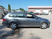 ✅ 2010 Volkswagen Jetta • VIN: 3VWKX8AJ3AM626468 • Lot: 42958384. Listed on IAAI with 293,447 mi. Free auction sales archive from the USA and detailed vehicle history report at DreamBid. Image 14.