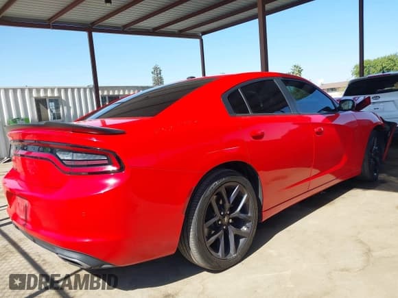 ✅ 2020 Dodge Charger SXT • VIN: 2C3CDXBGXLH177597 • Лот: 43400223. Опубликован ранее на IAAI с пробегом 75 087 миль. Бесплатный доступ к архиву аукционных продаж из США и подробный отчёт об истории автомобиля на DreamBid. Изображение 4.