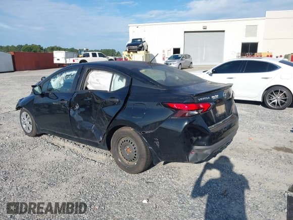 ✅ 2020 Nissan Versa S • VIN: 3N1CN8DV8LL802583 • Lot: 43092179. Wystawiony na IAAI z przebiegiem 146 754 mil. Bezpłatny archiwum sprzedaży aukcyjnych z USA i szczegółowy raport historii pojazdu na DreamBid. Zdjęcie 3.