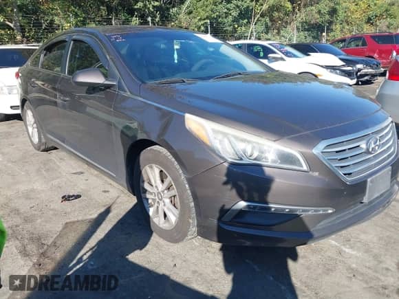 2015 Hyundai Sonata SE with VIN 5NPE24AFXFH196454, listed as a IAAI auction lot 43468378 with 184,968 mi miles and . Bid and sale history available at DreamBid. Image 13.