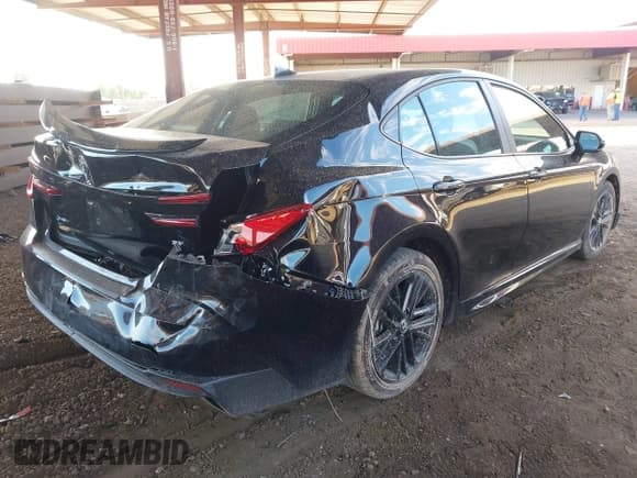 ✅ 2025 Toyota Camry LE • VIN: 4T1DAACK4SU523871 • Лот: 43476848. Опубликован ранее на IAAI с пробегом 9 562 миль. Бесплатный доступ к архиву аукционных продаж из США и подробный отчёт об истории автомобиля на DreamBid. Изображение 4.