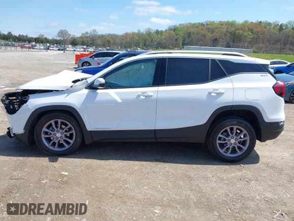✅ 2023 GMC Terrain SLT • VIN: 3GKALVEG6PL218217 • Lot: 41917652. Listed on IAAI with 2,462 mi. Free auction sales archive from the USA and detailed vehicle history report at DreamBid. Image 13.
