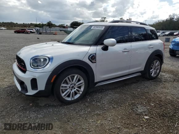 ✅ 2024 MINI Countryman Cooper S • VIN: WMZ53BR08R3R94033 • Лот: 82360935. Опубликован ранее на Copart с пробегом 38 910 миль. Бесплатный доступ к архиву аукционных продаж из США и подробный отчёт об истории автомобиля на DreamBid. Изображение 1.