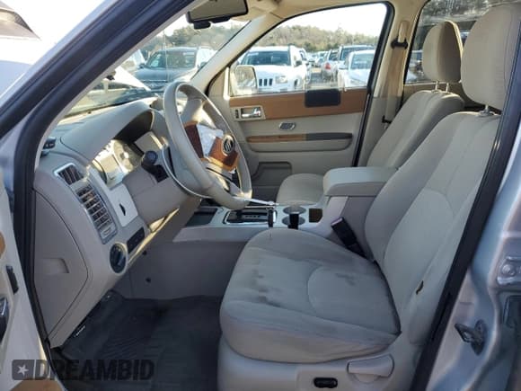 ✅ 2008 Mercury Mariner • VIN: 4M2CU29H28KJ26862 • Lot: 86907864. Wystawiony na Copart z przebiegiem 127 249 mil. Bezpłatny archiwum sprzedaży aukcyjnych z USA i szczegółowy raport historii pojazdu na DreamBid. Zdjęcie 7.