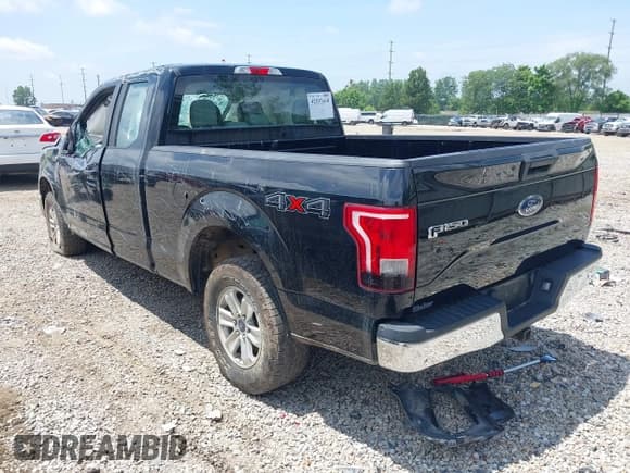 ✅ 2017 Ford F-150 XL • VIN: 1FTEX1E88HFC58474 • Lot: 42535610. Listed on IAAI with 92,965 mi. Free auction sales archive from the USA and detailed vehicle history report at DreamBid. Image 3.