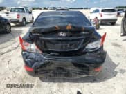 ✅ 2013 Hyundai Accent GLS • VIN: KMHCT4AEXDU305330 • Lot: 72955944. Wystawiony na Copart z przebiegiem 167 535 mil. Bezpłatny archiwum sprzedaży aukcyjnych z USA i szczegółowy raport historii pojazdu na DreamBid. Zdjęcie 6.