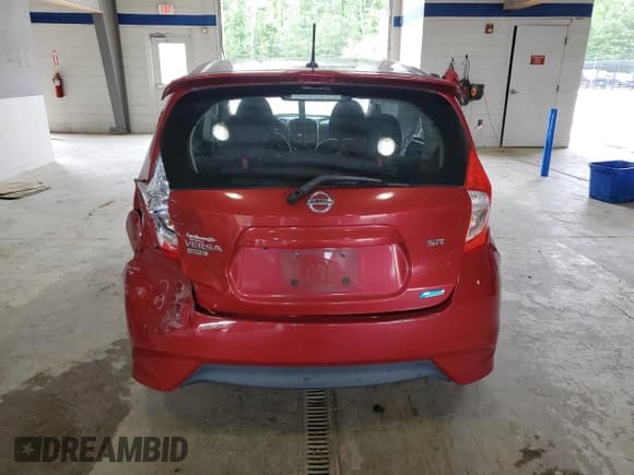 ✅ 2015 Nissan Note SR • VIN: 3N1CE2CP5FL397478 • Lot: 58661455. Wystawiony na Copart z przebiegiem 126 599 mil. Bezpłatny archiwum sprzedaży aukcyjnych z USA i szczegółowy raport historii pojazdu na DreamBid. Zdjęcie 6.