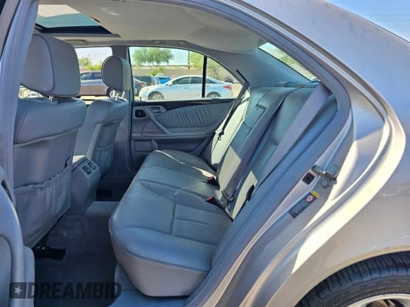 ✅ 2002 Mercedes-Benz E 320 • VIN: WDBJF65J22B493337 • Лот: 87359874. Опубликован ранее на Copart с пробегом Не указан. Бесплатный доступ к архиву аукционных продаж из США и подробный отчёт об истории автомобиля на DreamBid. Изображение 6.