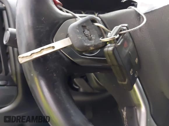 ✅ 2015 Chevrolet Silverado 2500HD LT • VIN: 1GC1KVEG0FF128133 • Lot: 43741035. Listed on IAAI with 47,650 mi. Free auction sales archive from the USA and detailed vehicle history report at DreamBid. Image 11.