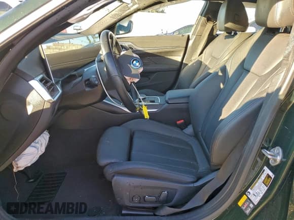 ✅ 2024 BMW i4 eDrive40 • VIN: WBY73AW07RFT33632 • Lot: 94216735. Listed on Copart with 43,646 mi. Free auction sales archive from the USA and detailed vehicle history report at DreamBid. Image 7.