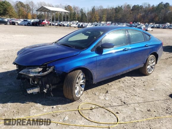 ✅ 2015 Chrysler 200 S • VIN: 1C3CCCDGXFN630198 • Lot: 91182945. Listed on Copart with 98,034 mi. Free auction sales archive from the USA and detailed vehicle history report at DreamBid. Image 1.