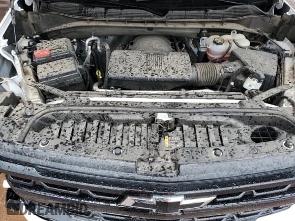 ✅ 2022 Chevrolet Silverado 1500 LT Trail Boss • VIN: 3GCUDFED0NG636764 • Lot: 81686025. Wystawiony na Copart z przebiegiem 39 839 mil. Bezpłatny archiwum sprzedaży aukcyjnych z USA i szczegółowy raport historii pojazdu na DreamBid. Zdjęcie 11.