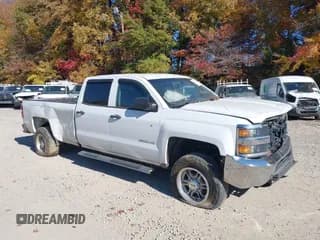 ✅ 2018 Chevrolet Silverado 2500HD Work Truck • VIN: 1GC1CUEG5JF171088 • Лот: 42101904. Опубликован ранее на IAAI с пробегом Не указан. Бесплатный доступ к архиву аукционных продаж из США и подробный отчёт об истории автомобиля на DreamBid. Изображение 1.