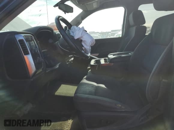 ✅ 2015 Chevrolet Silverado 1500 LT • VIN: 3GCUKREC0FG517144 • Lot: 86067935. Listed on Copart with 180,603 mi. Free auction sales archive from the USA and detailed vehicle history report at DreamBid. Image 7.