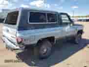 1987 Chevrolet Blazer z VIN 1GNEV18K7HF180306, wystawiony jako Copart lot #80914465 z przebiegiem 455 897 mil mil oraz Nie do naprawy • Non repairable. Historia ofert i sprzedaży dostępna na DreamBid. Obrazek 3.