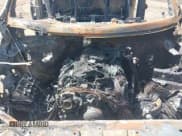 ✅ 2019 Chevrolet Silverado 1500 RST • VIN: 1GCRYEED3KZ212902 • Lot: 41858001. Wystawiony na IAAI z przebiegiem Nie podano. Bezpłatny archiwum sprzedaży aukcyjnych z USA i szczegółowy raport historii pojazdu na DreamBid. Zdjęcie 10.