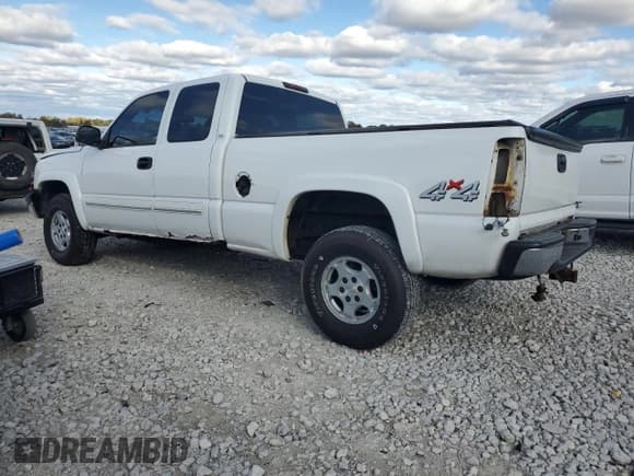 ✅ 2004 Chevrolet Silverado 1500 Z71 • VIN: 1GCEK19T54E161567 • Лот: 74187954. Опубликован ранее на Copart с пробегом Не указан. Бесплатный доступ к архиву аукционных продаж из США и подробный отчёт об истории автомобиля на DreamBid. Изображение 2.