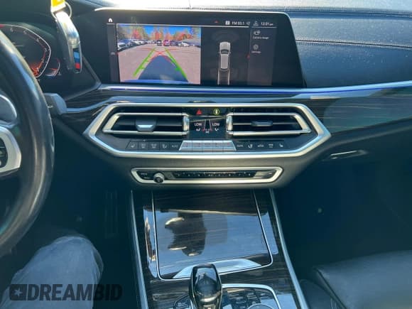 ✅ 2020 BMW X5 sDrive40i • VIN: 5UXCR4C01LLW64024 • Lot: 87126905. Listed on Copart with 198,662 mi. Free auction sales archive from the USA and detailed vehicle history report at DreamBid. Image 9.