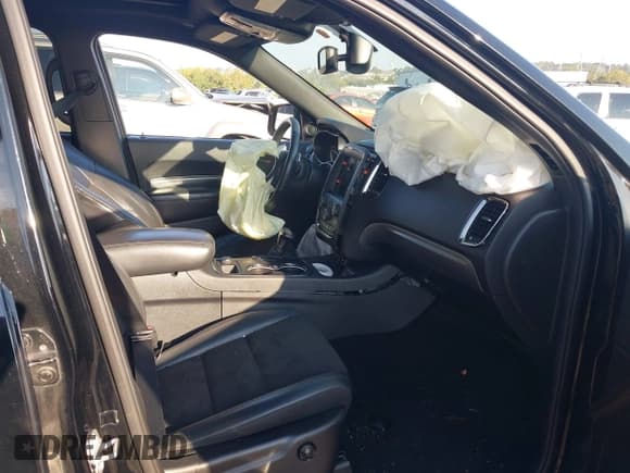 ✅ 2019 Dodge Durango R/T • VIN: 1C4SDJCT7KC738436 • Lot: 43255804. Wystawiony na IAAI z przebiegiem 93 137 mil. Bezpłatny archiwum sprzedaży aukcyjnych z USA i szczegółowy raport historii pojazdu na DreamBid. Zdjęcie 5.