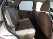 ✅ 2007 Ford Escape Limited • VIN: 1FMCU94117KC06026 • Lot: 56966505. Listed on Copart with 116,384 mi. Free auction sales archive from the USA and detailed vehicle history report at DreamBid. Image 11.