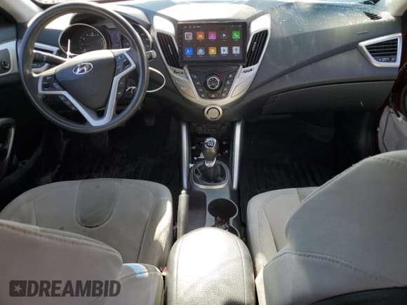 ✅ 2012 Hyundai Veloster w/Gray Int • VIN: KMHTC6AD2CU020008 • Lot: 74321094. Wystawiony na Copart z przebiegiem 114 712 mil. Bezpłatny archiwum sprzedaży aukcyjnych z USA i szczegółowy raport historii pojazdu na DreamBid. Zdjęcie 8.