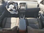 ✅ 2022 Mitsubishi Outlander ES • VIN: JA4APUAU5NU021929 • Лот: 87430875. Опубликован ранее на Copart с пробегом 54 578 миль. Бесплатный доступ к архиву аукционных продаж из США и подробный отчёт об истории автомобиля на DreamBid. Изображение 8.