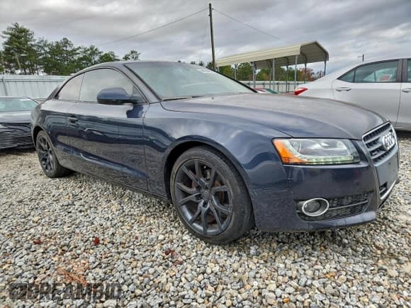 ✅ 2012 Audi A5 Premium Plus • VIN: WAULFAFR0CA002124 • Lot: 94594435. Wystawiony na Copart z przebiegiem 179 790 mil. Bezpłatny archiwum sprzedaży aukcyjnych z USA i szczegółowy raport historii pojazdu na DreamBid. Zdjęcie 4.