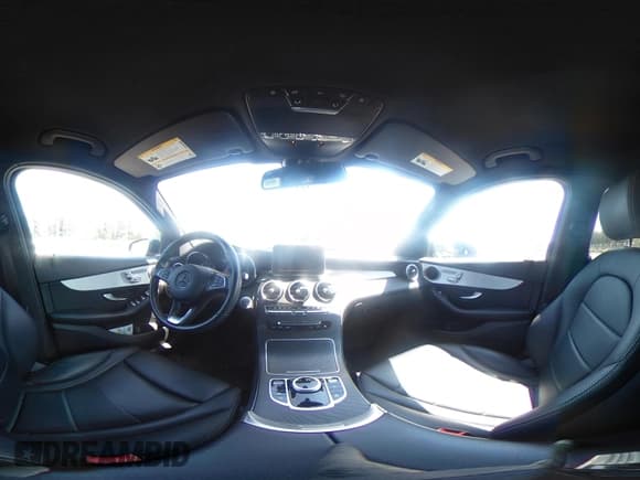 ✅ 2019 Mercedes-Benz GLC 300 • VIN: WDC0G4KB9KV136855 • Лот: 42722298. Опубликован ранее на IAAI с пробегом 31 837 миль. Бесплатный доступ к архиву аукционных продаж из США и подробный отчёт об истории автомобиля на DreamBid. Изображение 19.