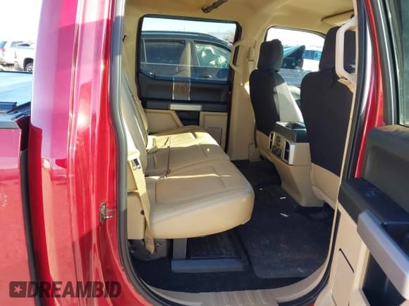 ✅ 2018 Ford F-250 XL • VIN: 1FT7W2BT9JEB58731 • Лот: 41282776. Опубликован ранее на IAAI с пробегом 114 823 миль. Бесплатный доступ к архиву аукционных продаж из США и подробный отчёт об истории автомобиля на DreamBid. Изображение 8.