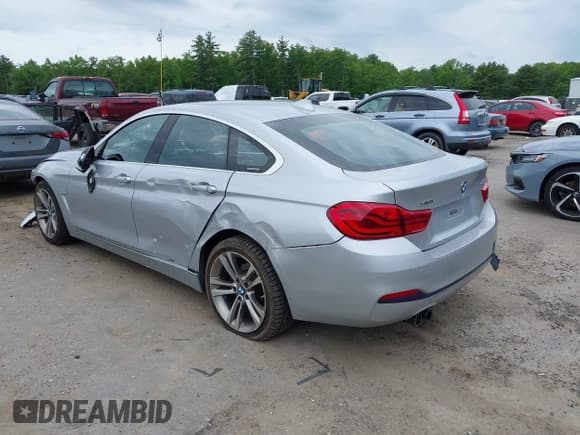 ✅ 2018 BMW 4 Series 430i xDrive • VIN: WBA4J3C52JBG91061 • Lot: 42383770. Listed on IAAI with 143,292 mi. Free auction sales archive from the USA and detailed vehicle history report at DreamBid. Image 3.