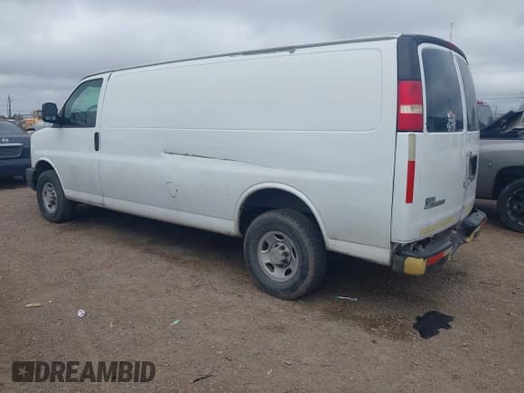 ✅ 2008 Chevrolet Express Cargo • VIN: 1GCGG29CX81196666 • Lot: 41458923. Listed on IAAI with 113,647 mi. Free auction sales archive from the USA and detailed vehicle history report at DreamBid. Image 3.