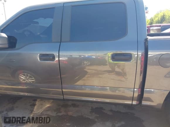 ✅ 2019 Ford F-150 XL • VIN: 1FTEW1E47KKD25077 • Лот: 42094932. Опубликован ранее на IAAI с пробегом 108 972 миль. Бесплатный доступ к архиву аукционных продаж из США и подробный отчёт об истории автомобиля на DreamBid. Изображение 14.