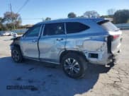 ✅ 2022 Toyota Highlander XLE • VIN: 5TDGZRAHXNS552896 • Lot: 85263835. Listed on Copart with 86,852 mi. Free auction sales archive from the USA and detailed vehicle history report at DreamBid. Image 2.