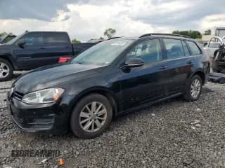 ✅ 2016 Volkswagen Golf TSI S • VIN: 3VWC17AU4GM511817 • Lot: 67234025. Wystawiony na Copart z przebiegiem 140 625 mil. Bezpłatny archiwum sprzedaży aukcyjnych z USA i szczegółowy raport historii pojazdu na DreamBid. Zdjęcie 1.