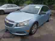 2012 Chevrolet Cruze LS z VIN 1G1PC5SHXC7312918, wystawiony jako IAAI lot #42380000 z przebiegiem 204 452 mil mil oraz . Historia ofert i sprzedaży dostępna na DreamBid. Obrazek 17.