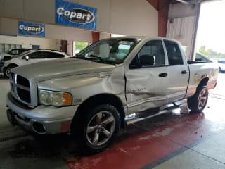 ✅ 2003 Dodge 1500 ST • VIN: 1D7HU18D63J627908 • Лот: 71277464. Опубликован ранее на Copart с пробегом 162 962 миль. Бесплатный доступ к архиву аукционных продаж из США и подробный отчёт об истории автомобиля на DreamBid. Изображение 1.